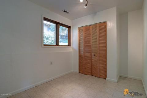 7426 Bern St, Anchorage, AK 99507 photo 24