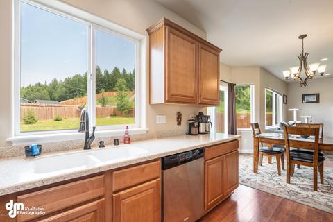 5761 Big Bend Loop, Anchorage, AK 99502 photo 8