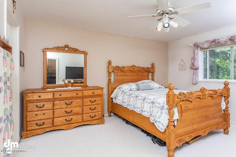 18850 Danny Dr, Eagle River, AK 99577 photo 13