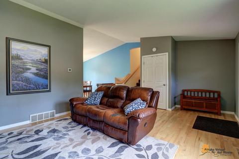 9518 Trinity Cir, Eagle River, AK 99577 photo 6