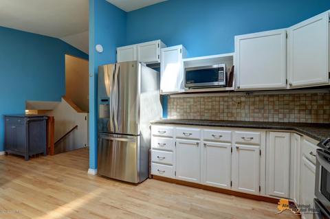 9518 Trinity Cir, Eagle River, AK 99577 photo 15