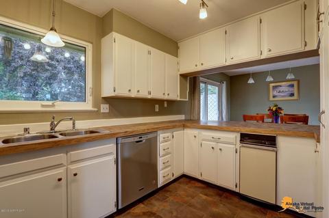 7331 Silver Birch Dr, Anchorage, AK 99502 photo 13