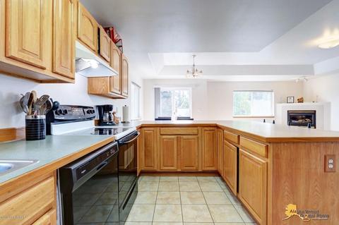 827 E 12th Ave, Anchorage, AK 99501 photo 2