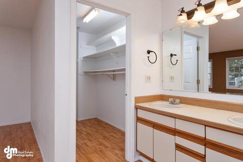 3601 Raspberry Rd # 5A, Anchorage, AK 99502 photo 8