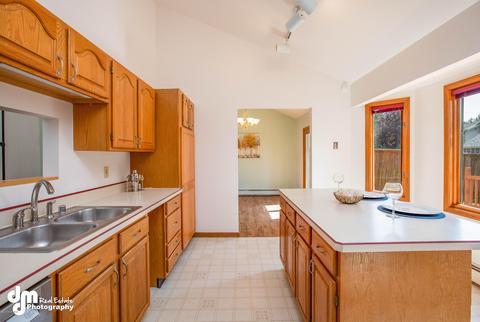 2440 Dylan Dr, Anchorage, AK 99516 photo 2