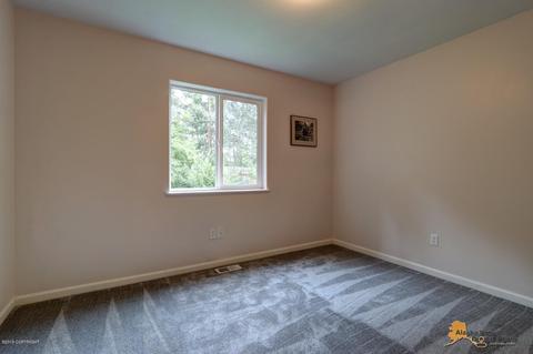 901 E 45th Ave, Anchorage, AK 99503 photo 18