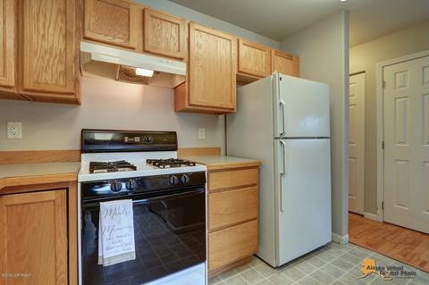 901 E 45th Ave, Anchorage, AK 99503 photo 14