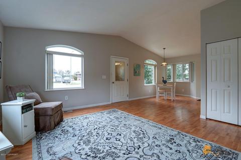 901 E 45th Ave, Anchorage, AK 99503 photo 6