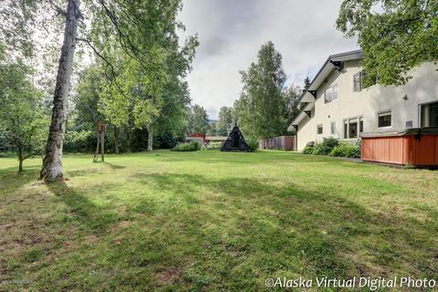 10111 Lee St, Eagle River, AK 99577 photo 6