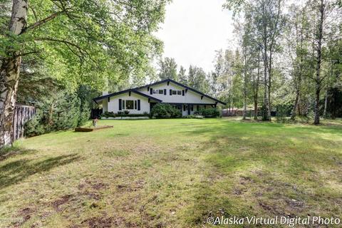 10111 Lee St, Eagle River, AK 99577 photo 2