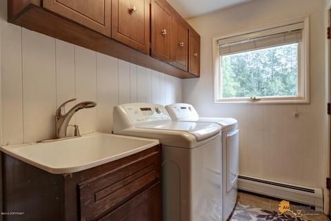 10111 Lee St, Eagle River, AK 99577 photo 35