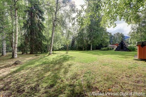 10111 Lee St, Eagle River, AK 99577 photo 8