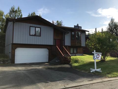 16714 Riddell Cir, Eagle River, AK 99577 photo 2