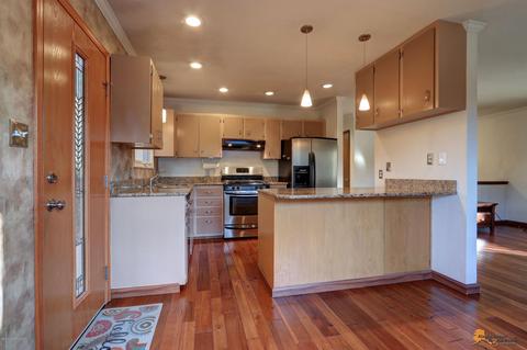 7736 Stanley Dr, Anchorage, AK 99518 photo 9