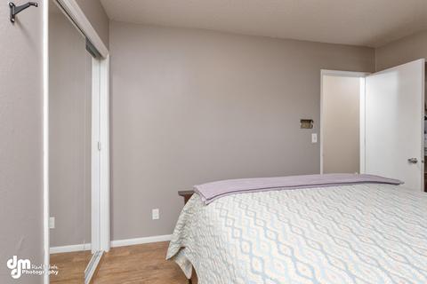 910 W 72nd Ave, Anchorage, AK 99518 photo 14