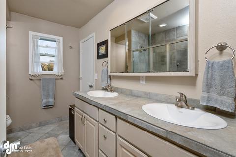 910 W 72nd Ave, Anchorage, AK 99518 photo 15