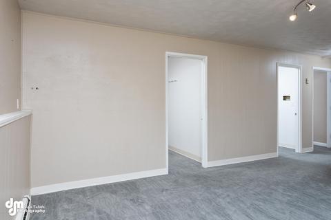910 W 72nd Ave, Anchorage, AK 99518 photo 17
