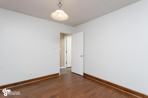 910 W 72nd Ave, Anchorage, AK 99518 photo 22