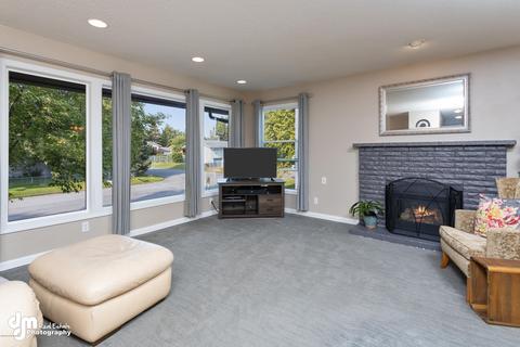 910 W 72nd Ave, Anchorage, AK 99518 photo 5