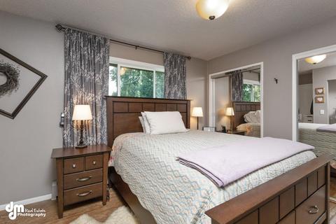 910 W 72nd Ave, Anchorage, AK 99518 photo 13