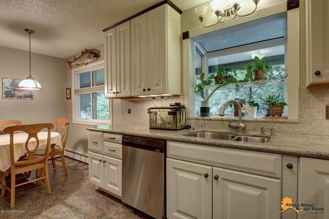 21435 Ginger Lee Dr, Chugiak, AK 99567 photo 11