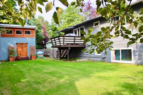 6964 Windsor Pl, Anchorage, AK 99502 photo 4