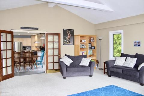 6964 Windsor Pl, Anchorage, AK 99502 photo 15