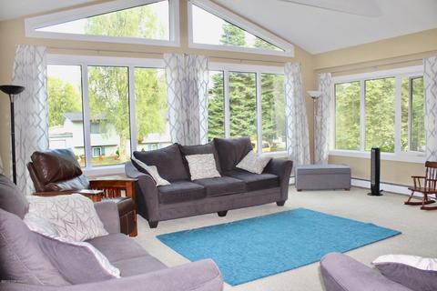 6964 Windsor Pl, Anchorage, AK 99502 photo 9