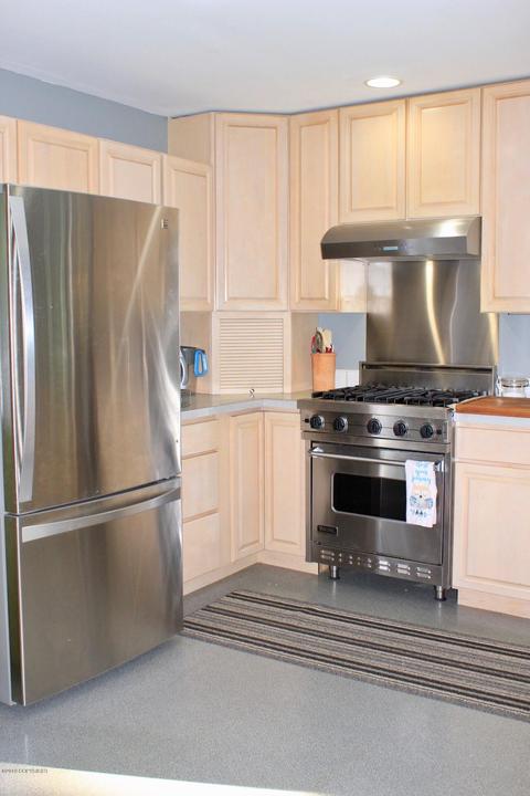 6964 Windsor Pl, Anchorage, AK 99502 photo 19