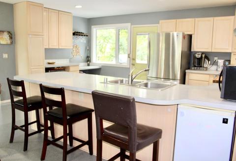 6964 Windsor Pl, Anchorage, AK 99502 photo 18