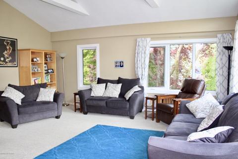 6964 Windsor Pl, Anchorage, AK 99502 photo 11