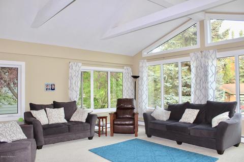 6964 Windsor Pl, Anchorage, AK 99502 photo 12