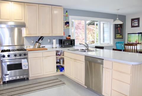 6964 Windsor Pl, Anchorage, AK 99502 photo 17