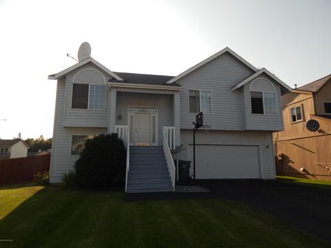 8020 Berry Patch Dr, Anchorage, AK 99502 photo 3