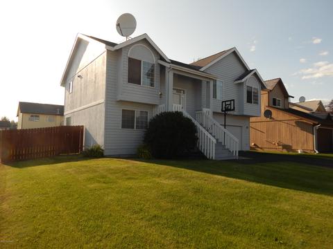 8020 Berry Patch Dr, Anchorage, AK 99502 photo 2