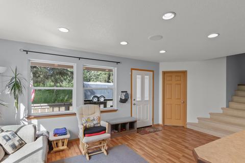 39574 Eldon Cir, Sterling, AK 99672 photo 9