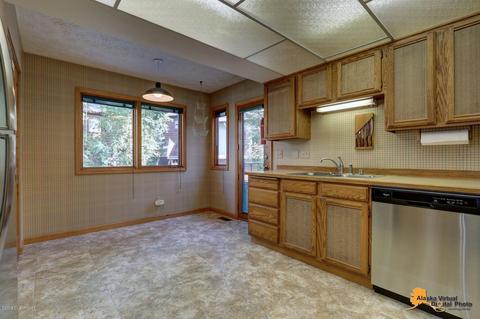 6706 Lunar Dr, Anchorage, AK 99504 photo 16