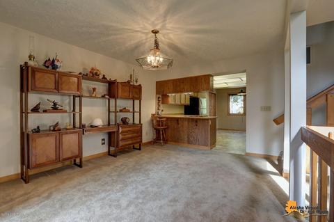 6706 Lunar Dr, Anchorage, AK 99504 photo 10