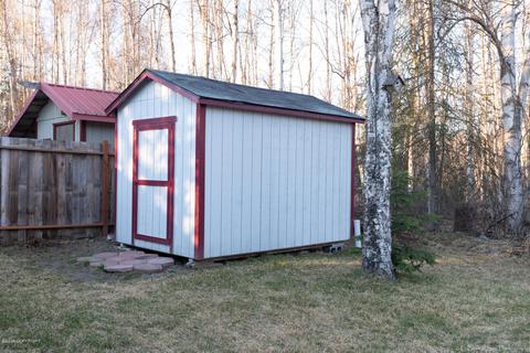21607 Bear View Pl, Chugiak, AK 99567 photo 31