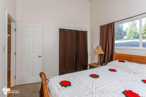 4206 Needle Cir, Anchorage, AK 99508 photo 24