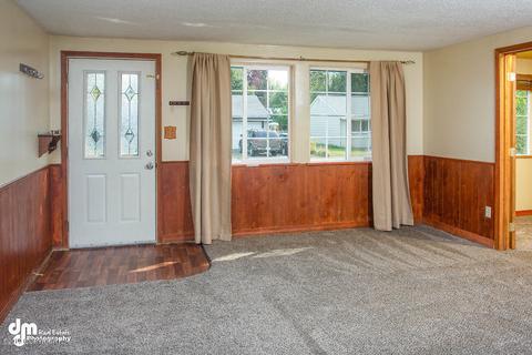 2648 Northrup Pl, Anchorage, AK 99508 photo 3