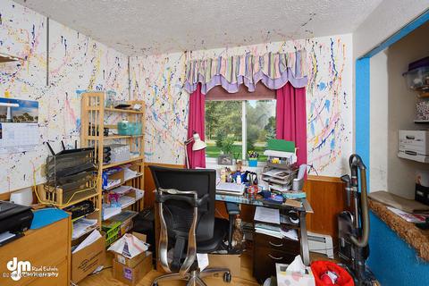 21636 Blair Ave, Chugiak, AK 99567 photo 32