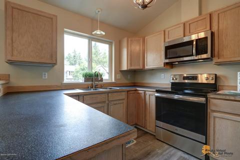 18760 Katelyn Cir, Eagle River, AK 99577 photo 12