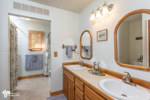 4933 Hiland Rd, Eagle River, AK 99577 photo 21