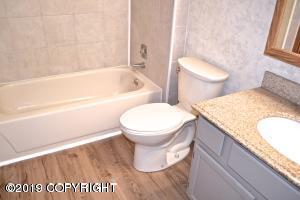 9600 Newhaven Loop, Anchorage, AK 99507 photo 10