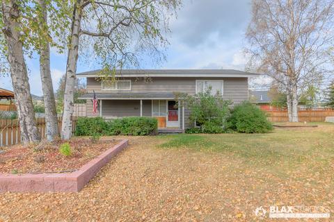 7605 E 17th Ave, Anchorage, AK 99504 photo 1
