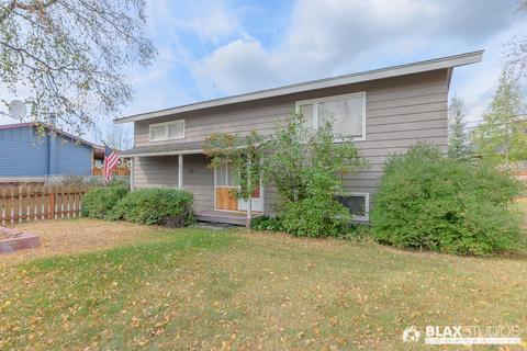 7605 E 17th Ave, Anchorage, AK 99504 photo 2