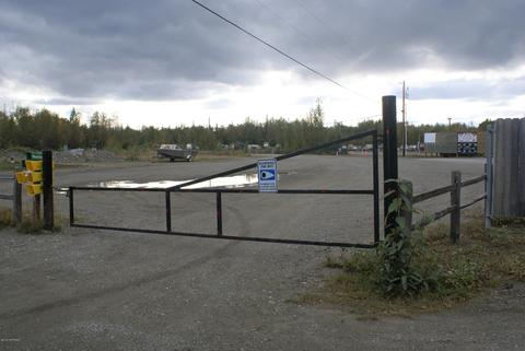 11675 N Deshka Loop, Willow, AK 99688 photo 2