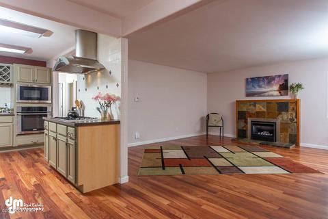 416 E Manor Ave, Anchorage, AK 99501 photo 6