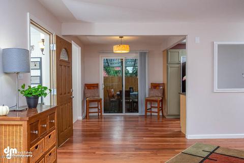416 E Manor Ave, Anchorage, AK 99501 photo 4